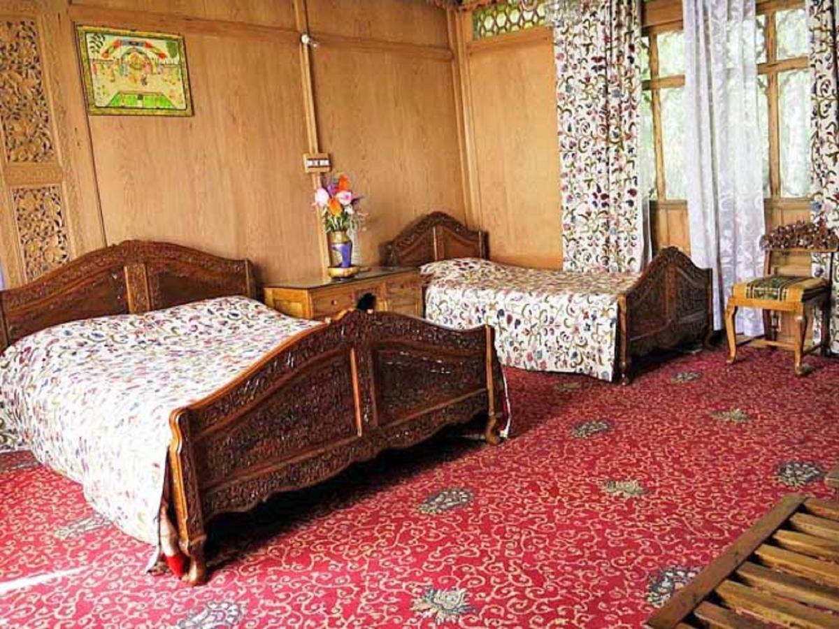 New Jersey Houseboats Otel Nagin Bagh Oda fotoğraf
