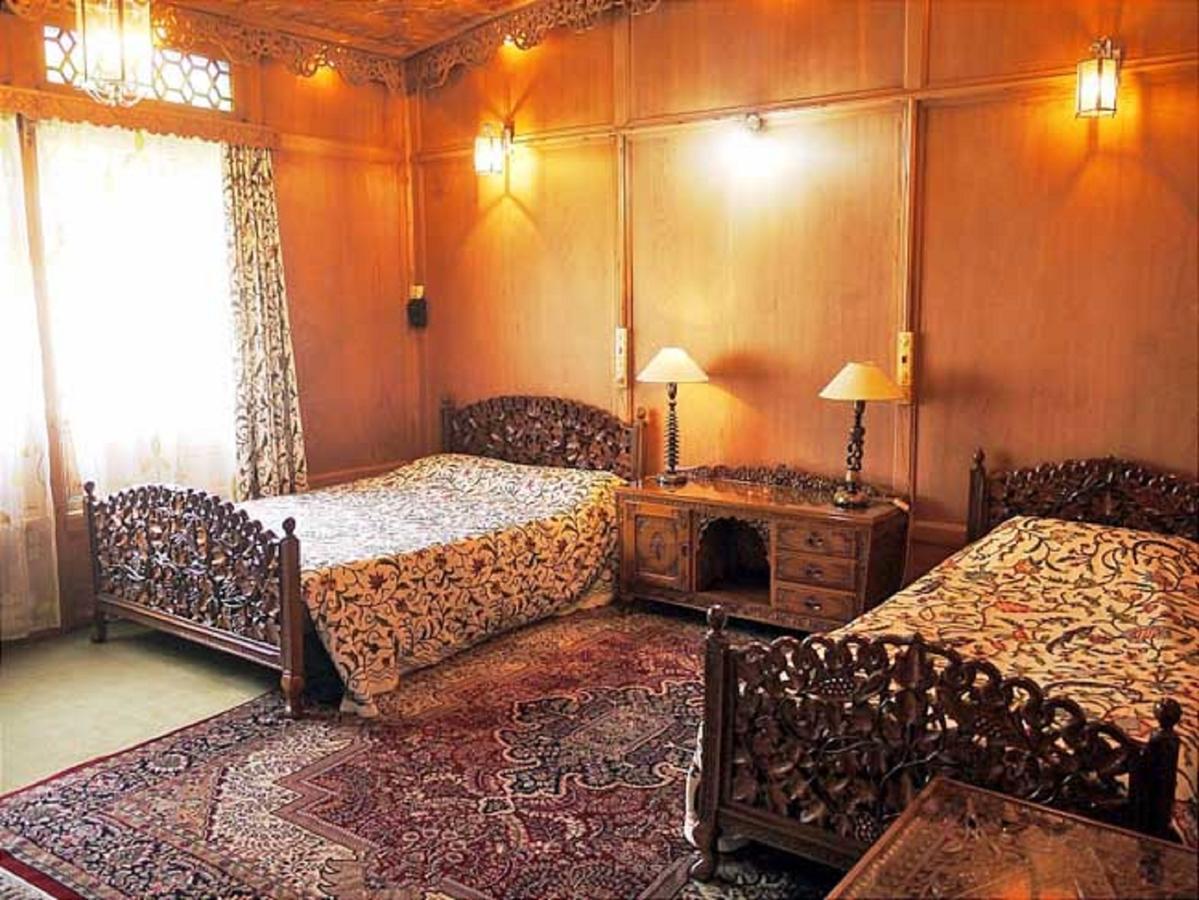 New Jersey Houseboats Otel Nagin Bagh Dış mekan fotoğraf
